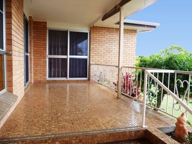 18 Ungowa Ave, Pialba QLD 4655