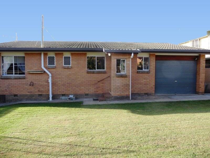 18 Ungowa Ave, Pialba QLD 4655