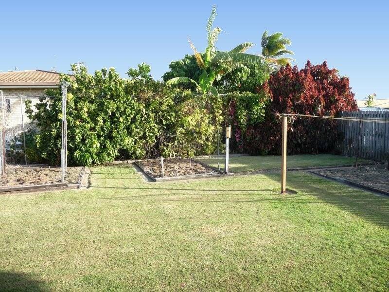 18 Ungowa Ave, Pialba QLD 4655