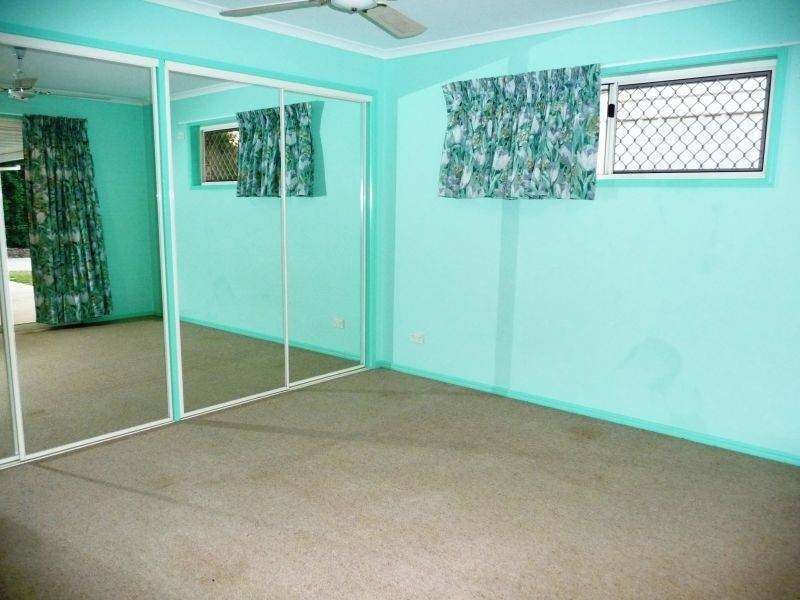 31 Oceanview St, Point Vernon QLD 4655