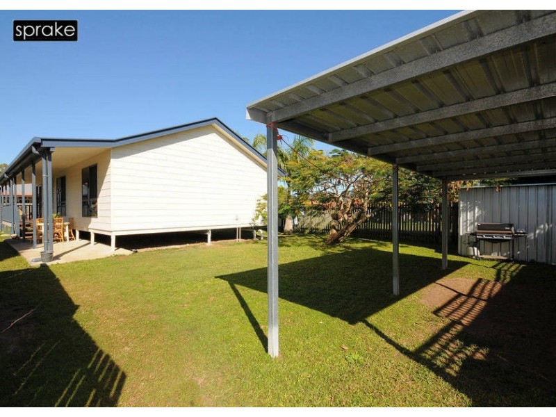 95 Torquay Rd, Scarness QLD 4655