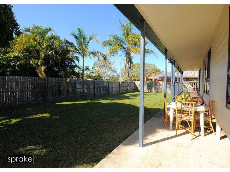 95 Torquay Rd, Scarness QLD 4655