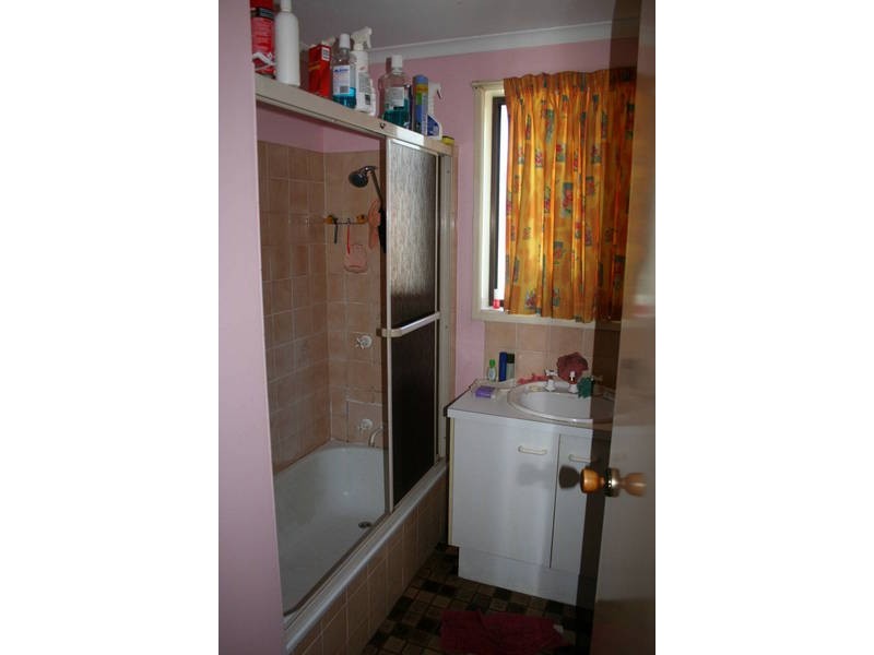 33 Shellcot Street, Toogoom QLD 4655