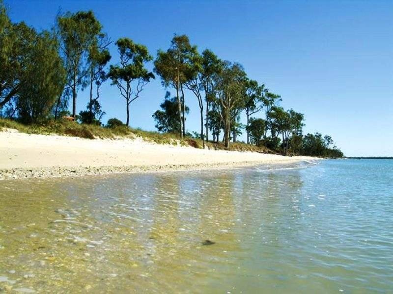 25 Sirenia Dr, Burrum Heads QLD 4659