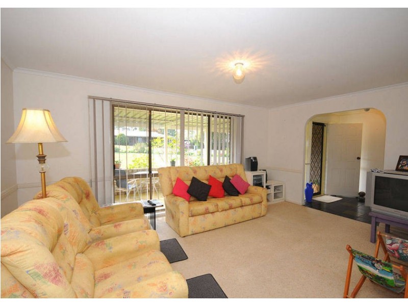 7 York St, Urraween QLD 4655