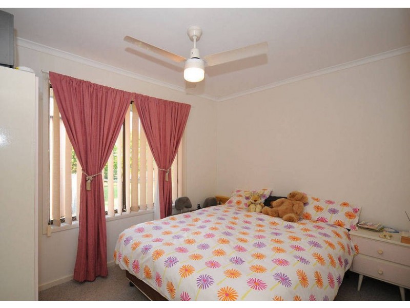 7 York St, Urraween QLD 4655