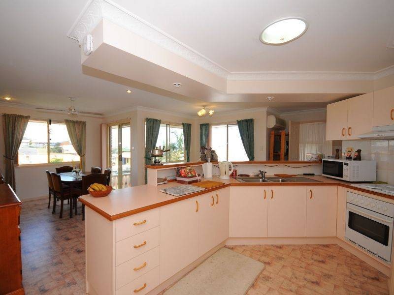 9 Faraday Crt, Hervey Bay QLD 4655