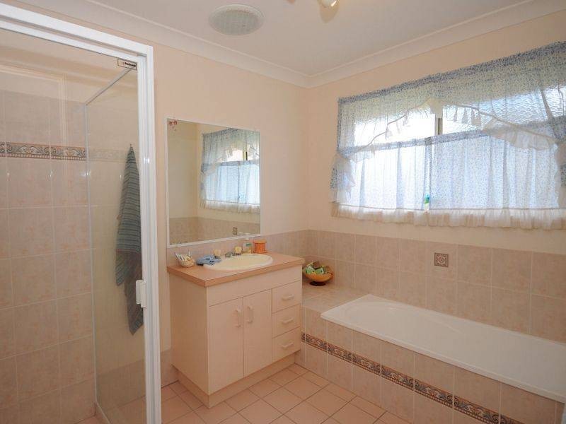 9 Faraday Crt, Hervey Bay QLD 4655