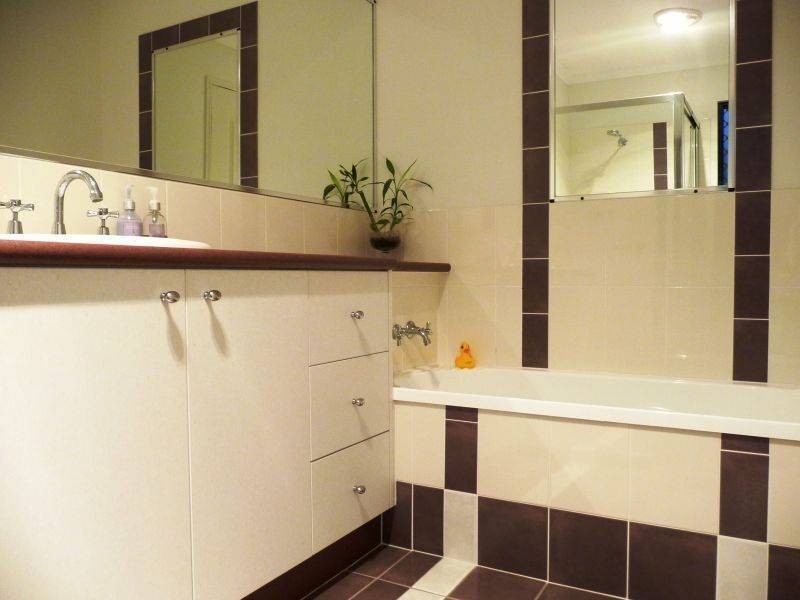 2/11 Lockerbie Crt, Kawungan QLD 4655