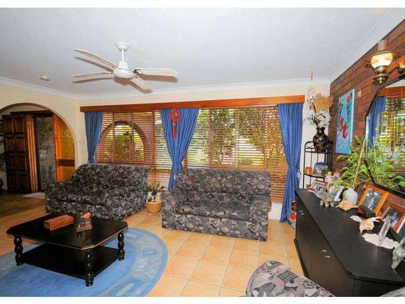 25 Dover Street, Hervey Bay QLD 4655