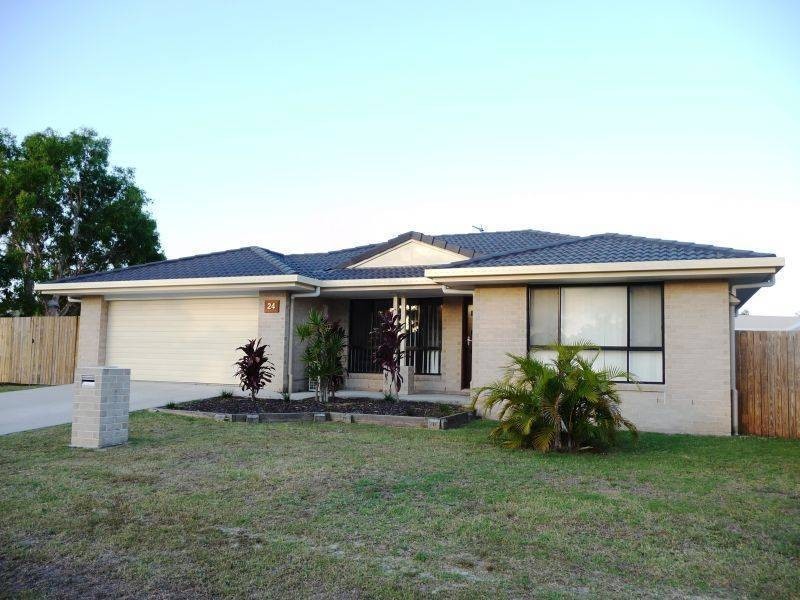 24 Ladbroke Cres, Urangan QLD 4655
