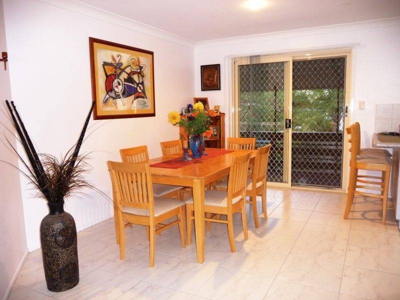 60 Hillcrest Ave, Scarness QLD 4655