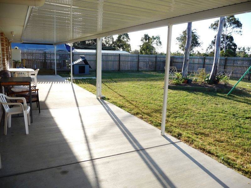 26 Joselyn Dr, Point Vernon QLD 4655