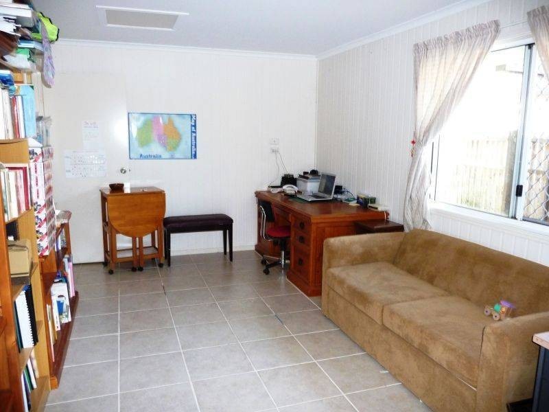 26 Joselyn Dr, Point Vernon QLD 4655