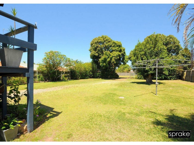 20 Beach Road, Hervey Bay QLD 4655