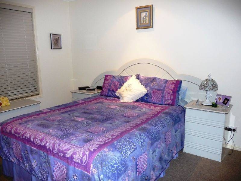 48 William St, Urangan QLD 4655