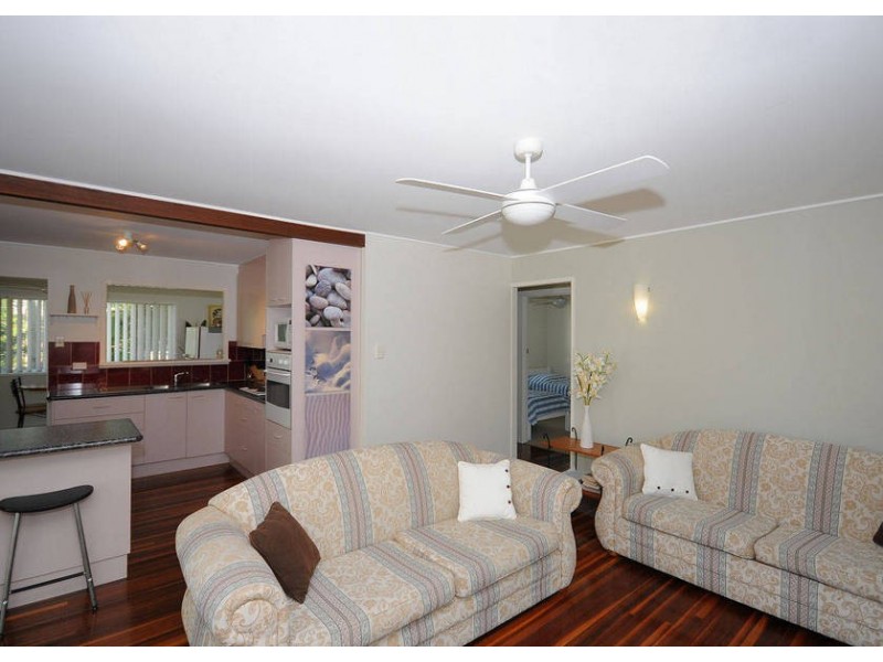 47 Kingfisher Parade, Toogoom QLD 4655