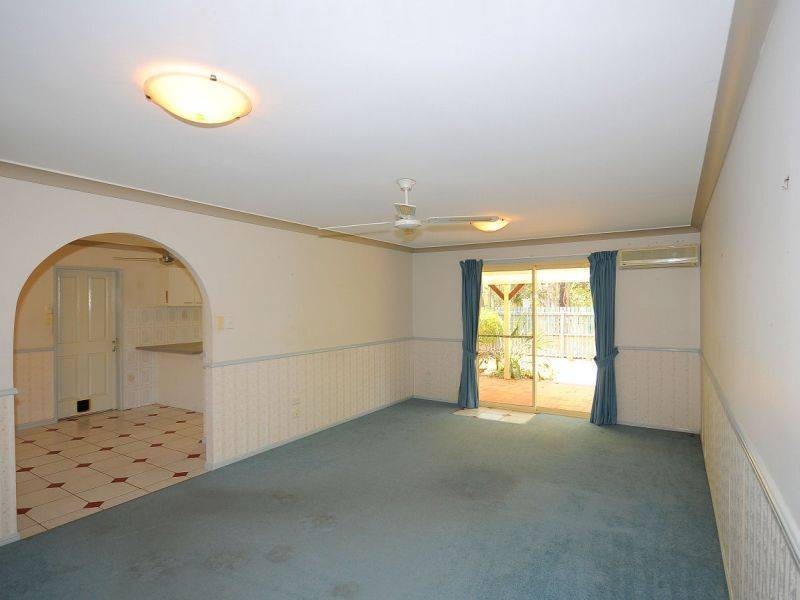 6 Earls Crt, Point Vernon QLD 4655