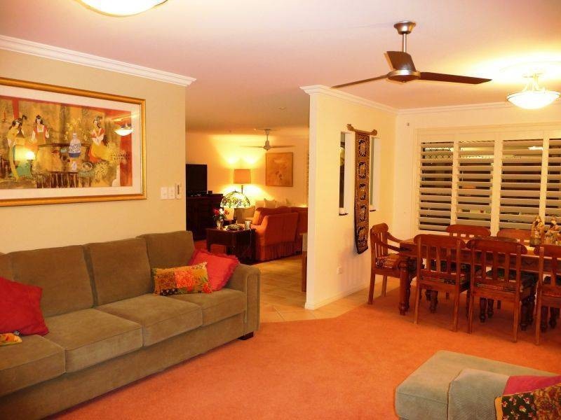 20 Bushlark Ave, Eli Waters QLD 4655