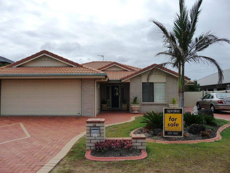 20 Bushlark Ave, Eli Waters QLD 4655
