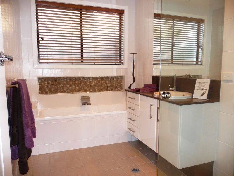 458 Boat Harbour Dr, Torquay QLD 4655