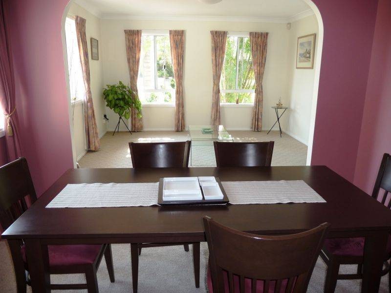 15 Oceanview St, Point Vernon QLD 4655