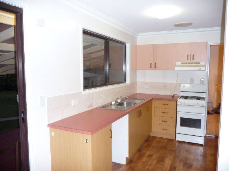 10 Fairway Dr, Urraween QLD 4655