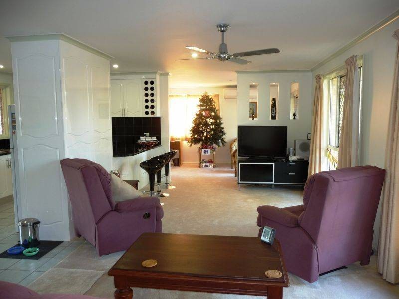 25 Wedge St, Urraween QLD 4655