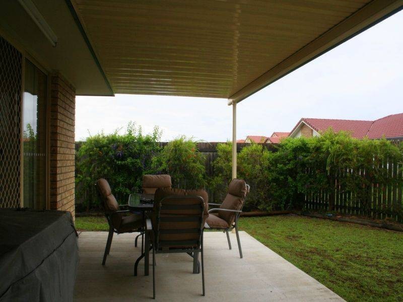 35 Anchorage Cct, Point Vernon QLD 4655