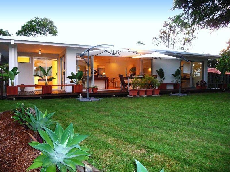 6 Talasea Dr, Kawungan QLD 4655