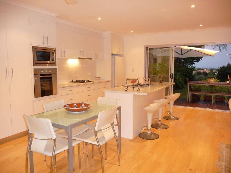 6 Talasea Dr, Kawungan QLD 4655