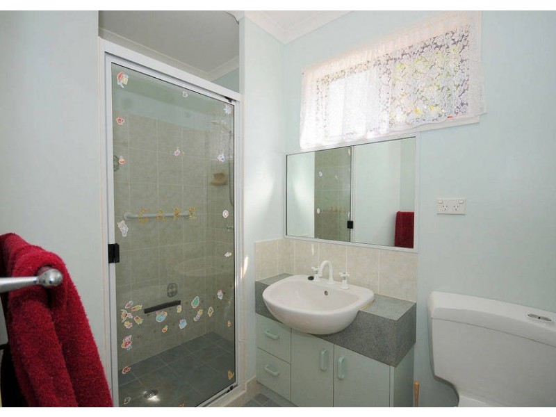 772 Boat Harbour Drive, Urangan QLD 4655