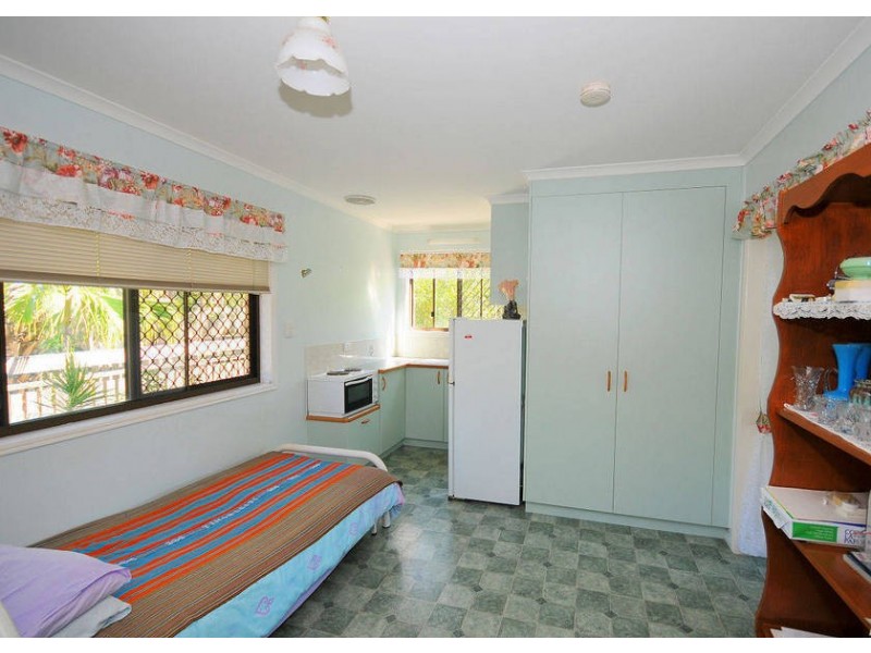 772 Boat Harbour Drive, Urangan QLD 4655