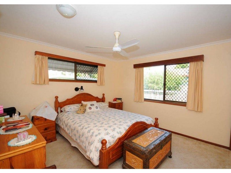 772 Boat Harbour Drive, Urangan QLD 4655