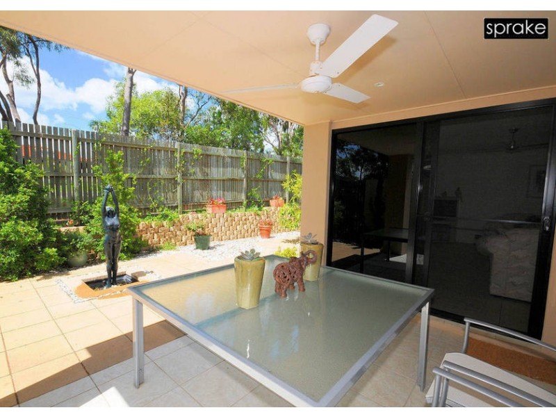 10/2 Barnstaple Street, Torquay QLD 4655