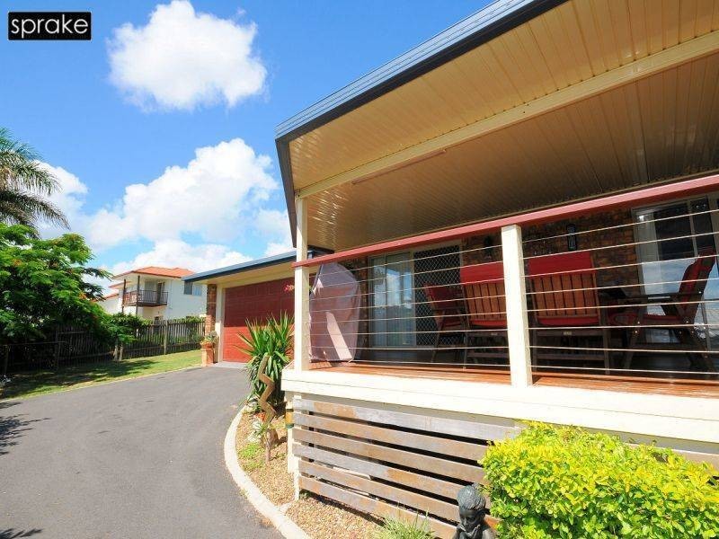 9 Goroka St, Kawungan QLD 4655