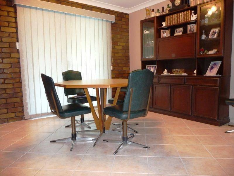 76 Garden Dr, Urangan QLD 4655