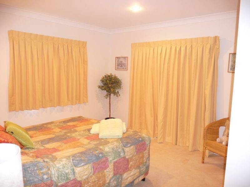 5 Florida Crt, Torquay QLD 4655