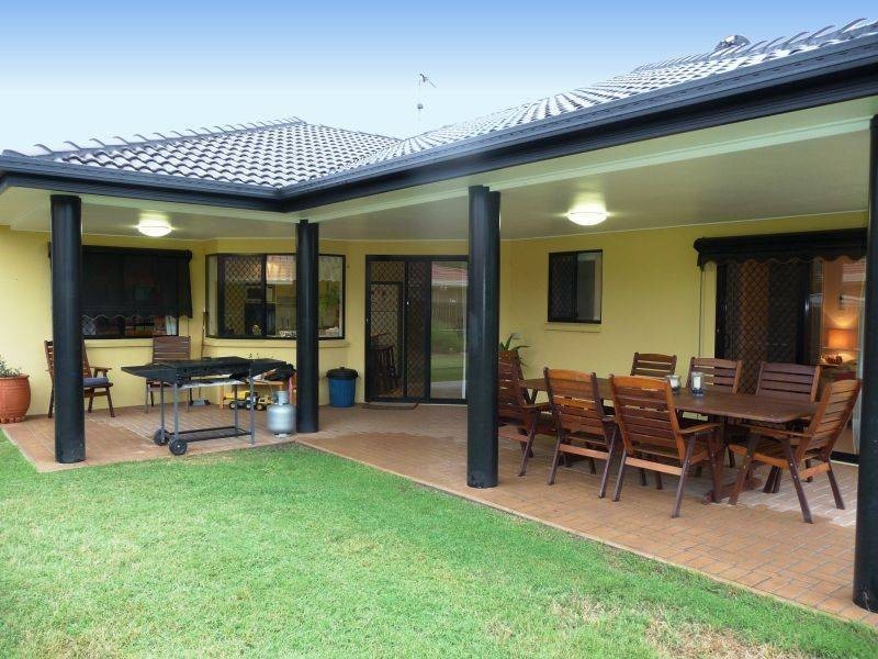 5 Florida Crt, Torquay QLD 4655