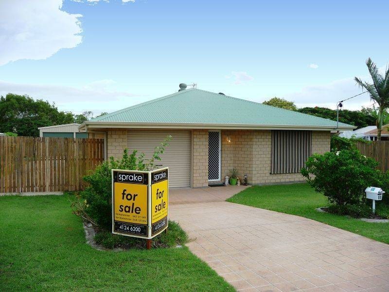 17 Bunker Ave, Urraween QLD 4655