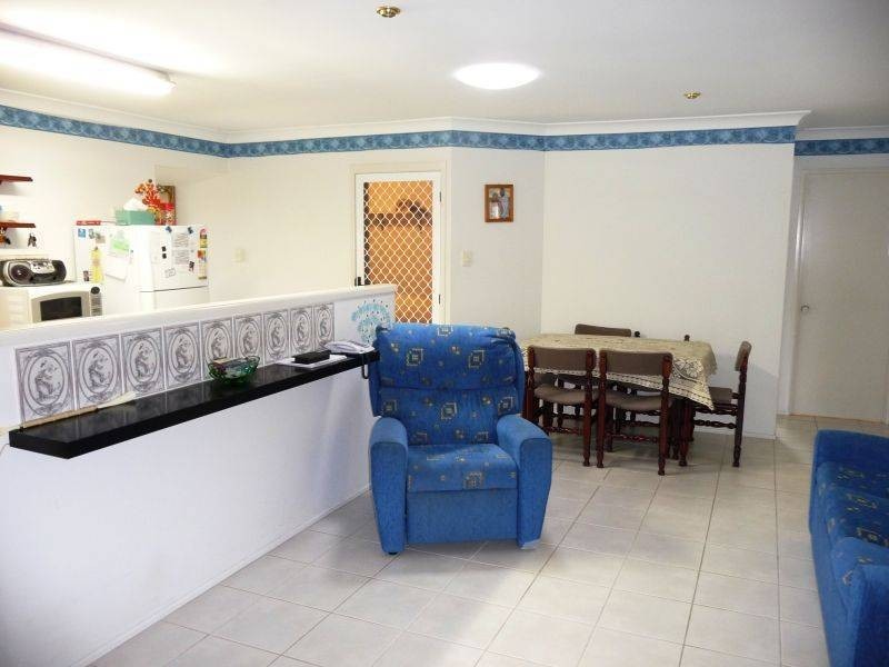 17 Bunker Ave, Urraween QLD 4655