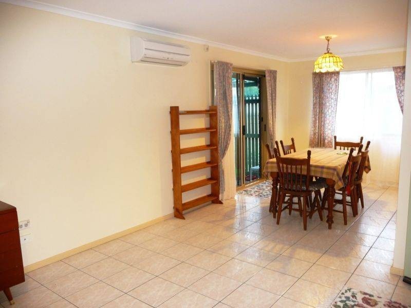 4 Holiday Pde, Scarness QLD 4655