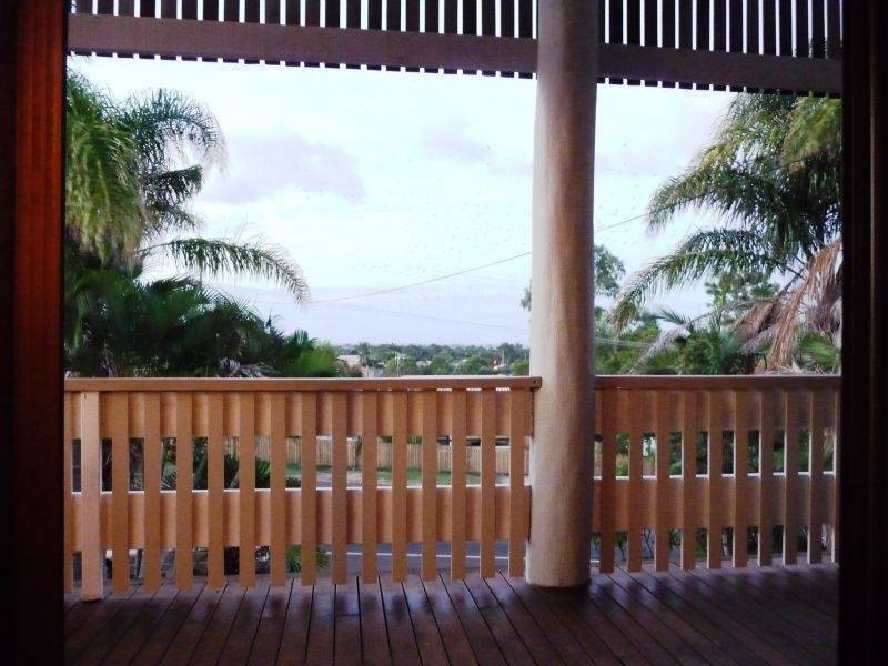 25 Oleander Ave, Scarness QLD 4655