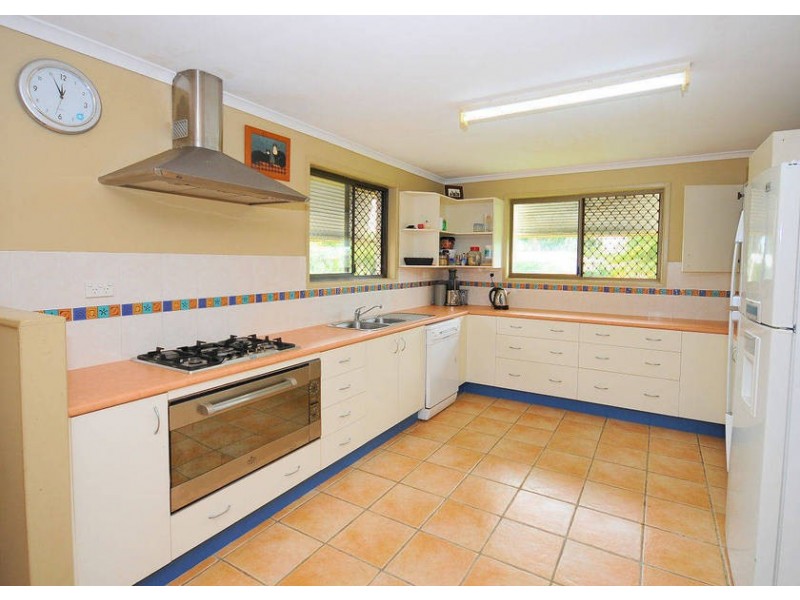 19 Tingira Terrace, Hervey Bay QLD 4655