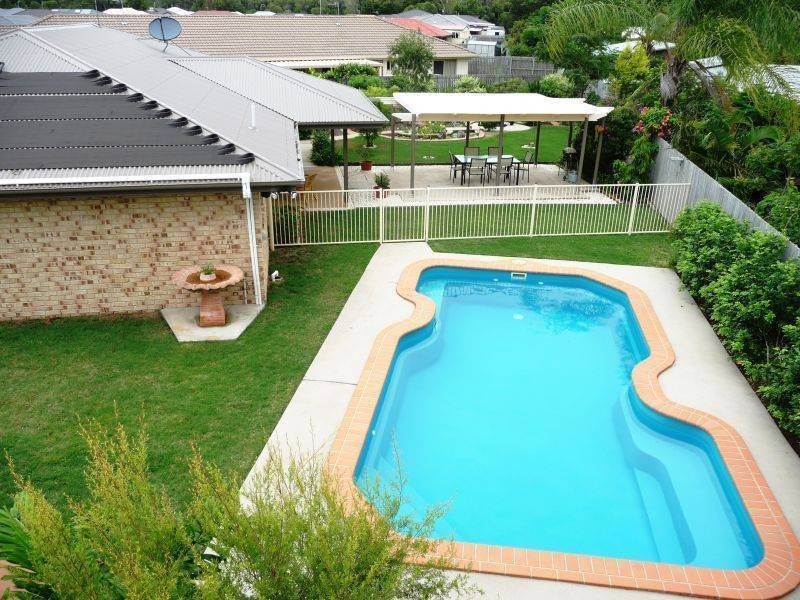 12 Scribbly Gum Crt, Urraween QLD 4655