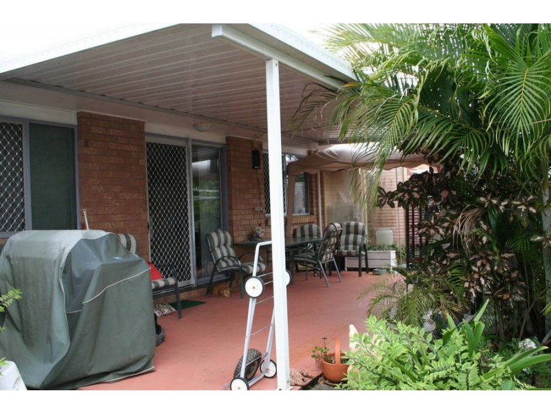 16 Porter Street, Point Vernon QLD 4655