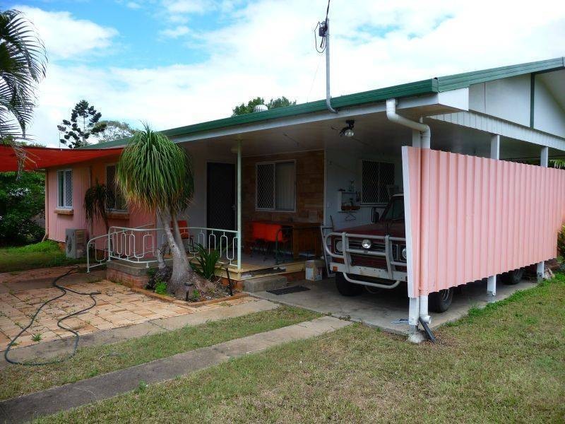 4 Dover Street, Pialba QLD 4655