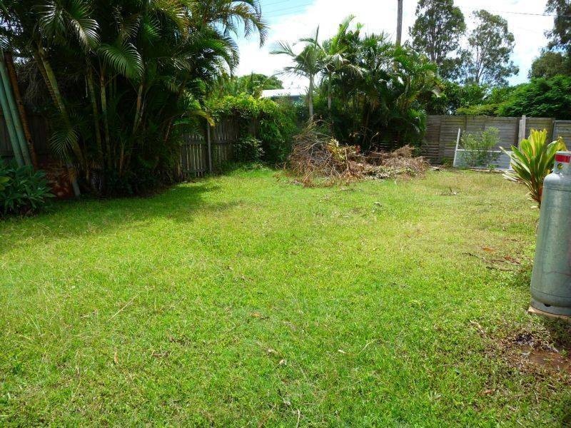 4 Dover Street, Pialba QLD 4655