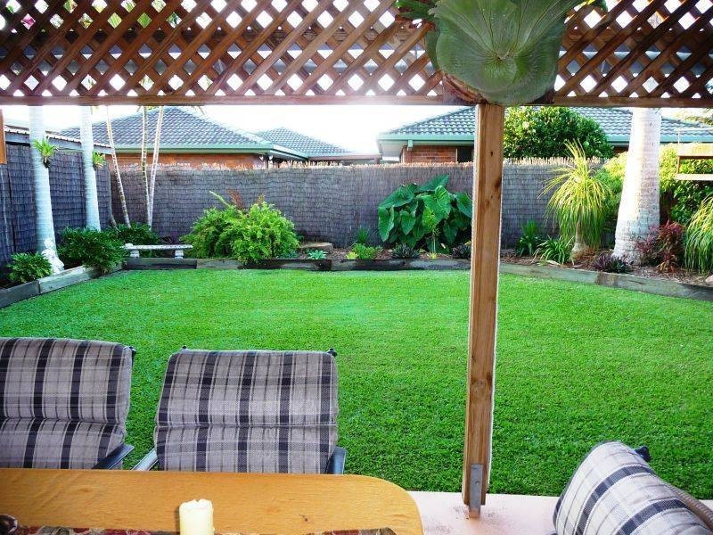 39 Galatea St, Point Vernon QLD 4655