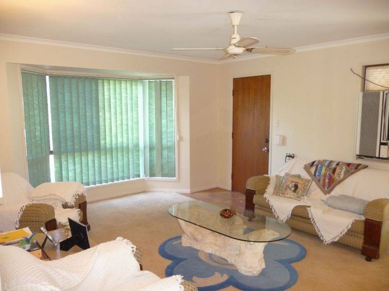 11 Turrum Street, Scarness QLD 4655